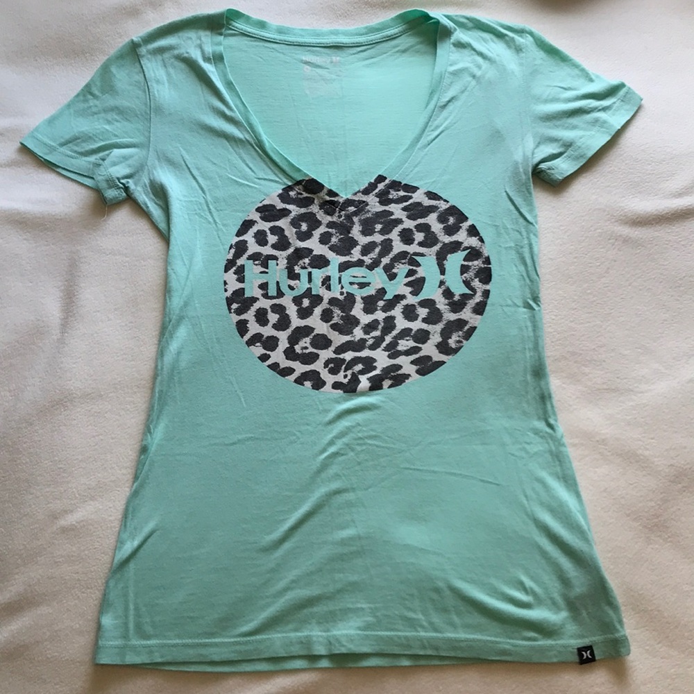 Graphic Tee - Hurley V-Neck